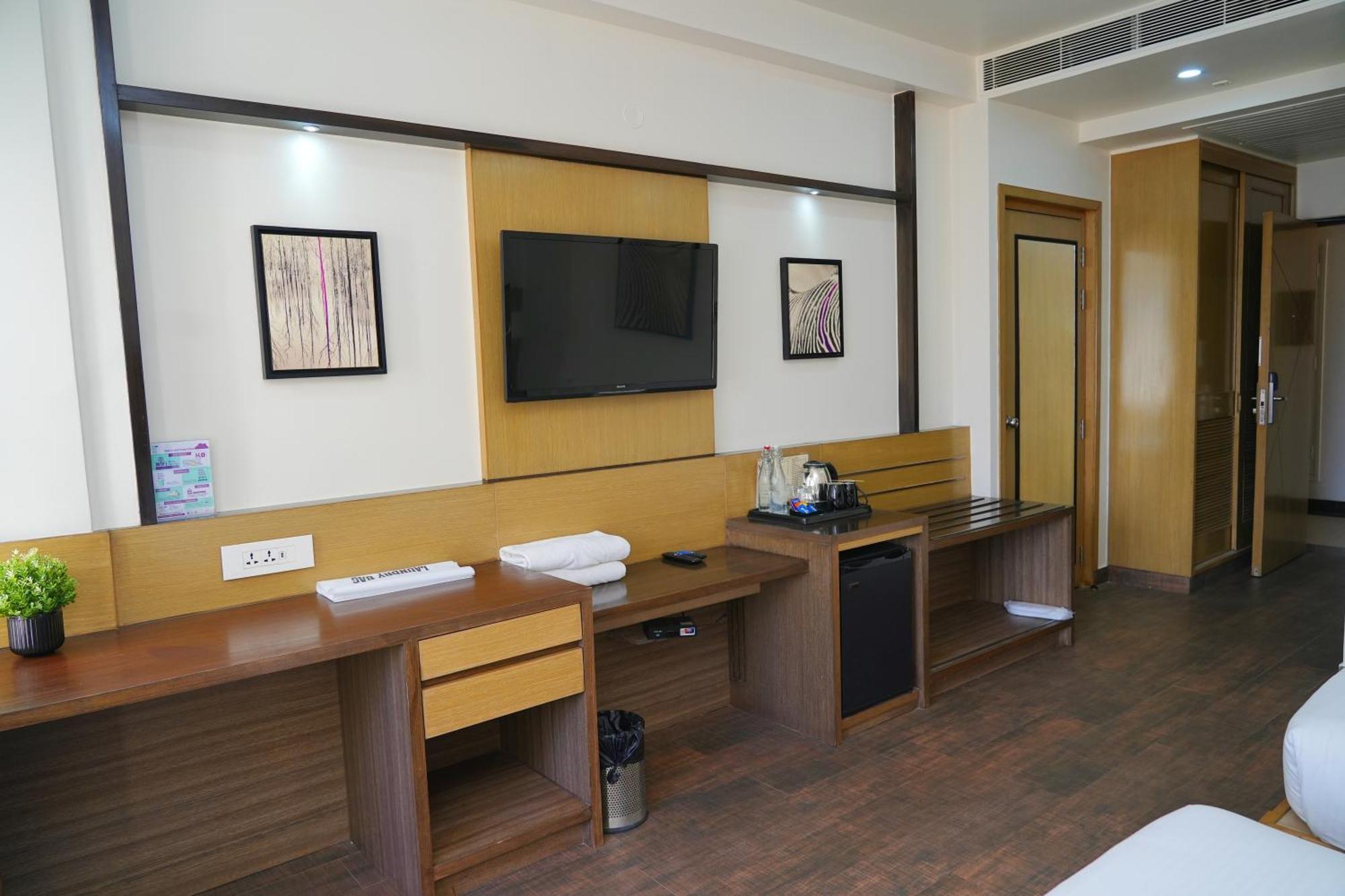 Purple Cloud Hotel Devanahalli Exterior foto